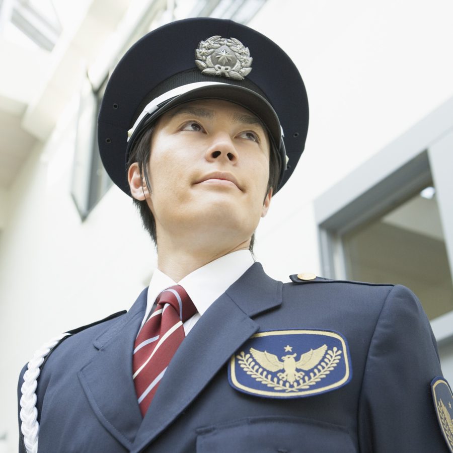 制服を着た警備員（素材写真）
